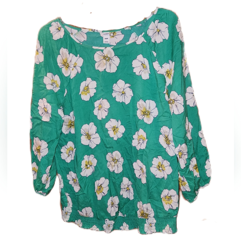 💓 3/$15 Old Navy Gorgeous Size Medium Floral Print Blouse